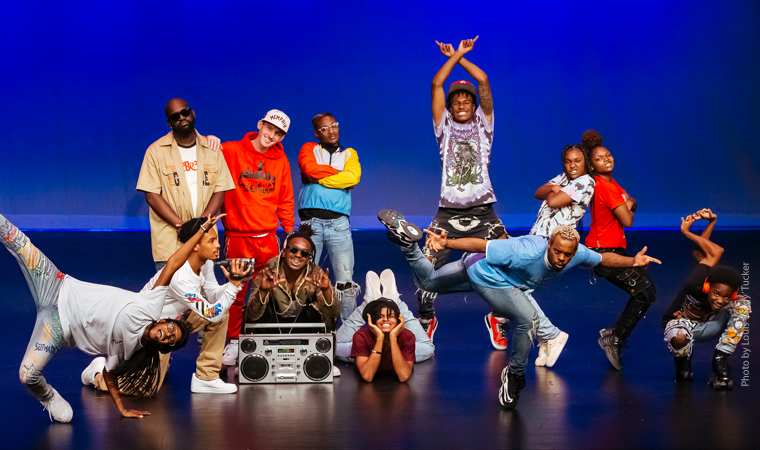 The dancers of Memphis Jookin' on stage in various poses.