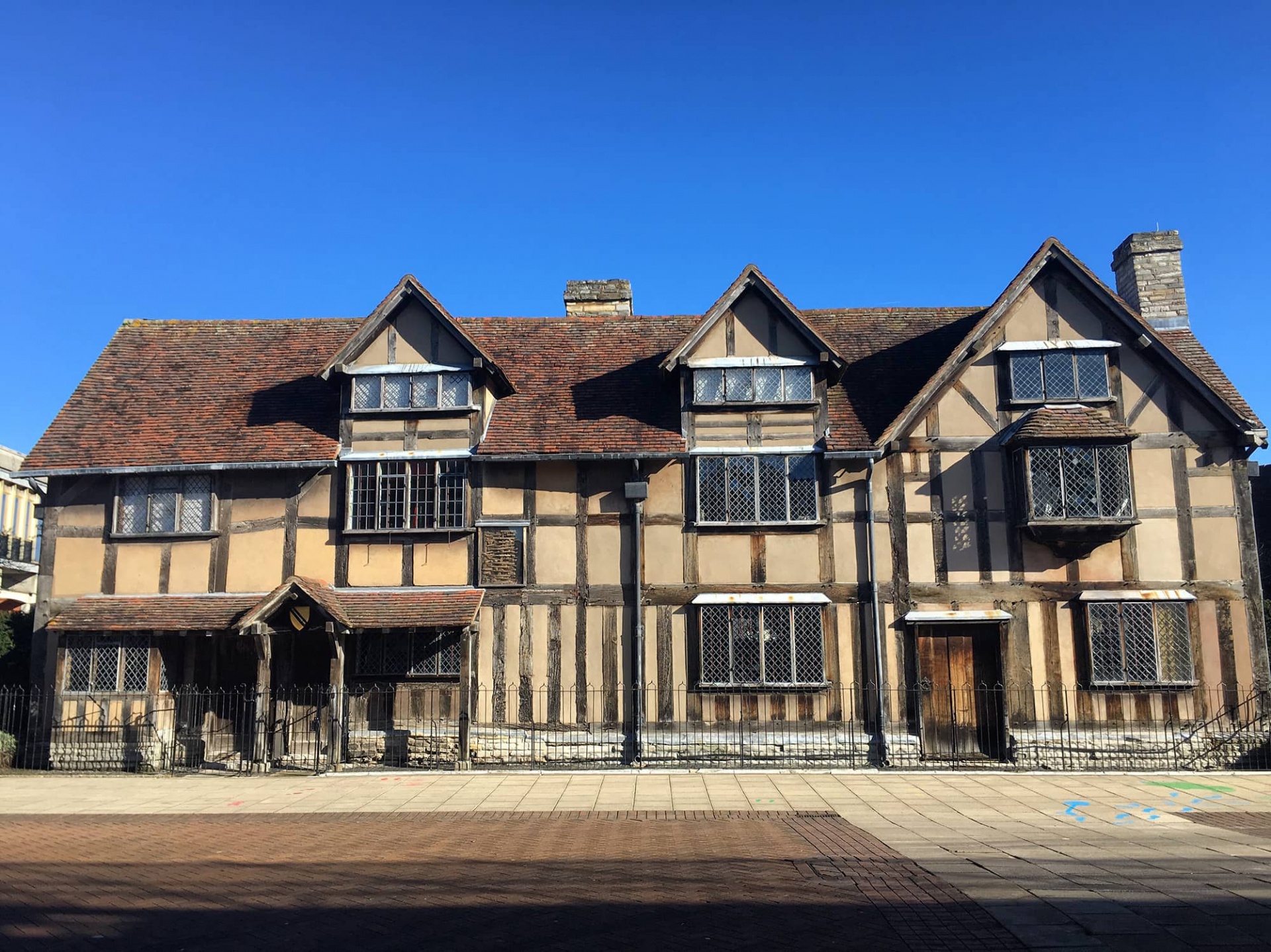 Shakespeare's birthplace, exterior