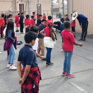 LBUSD students learning about the arts outside